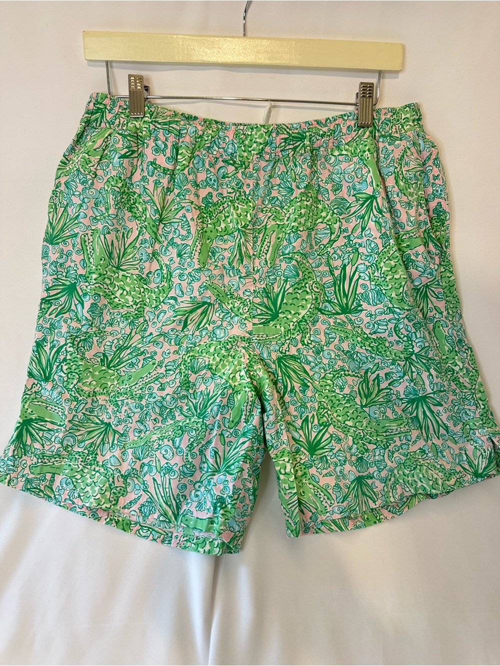 Lilly Pulitzer Men’s Size 32 Green And Pink Alligator Swim Trunks